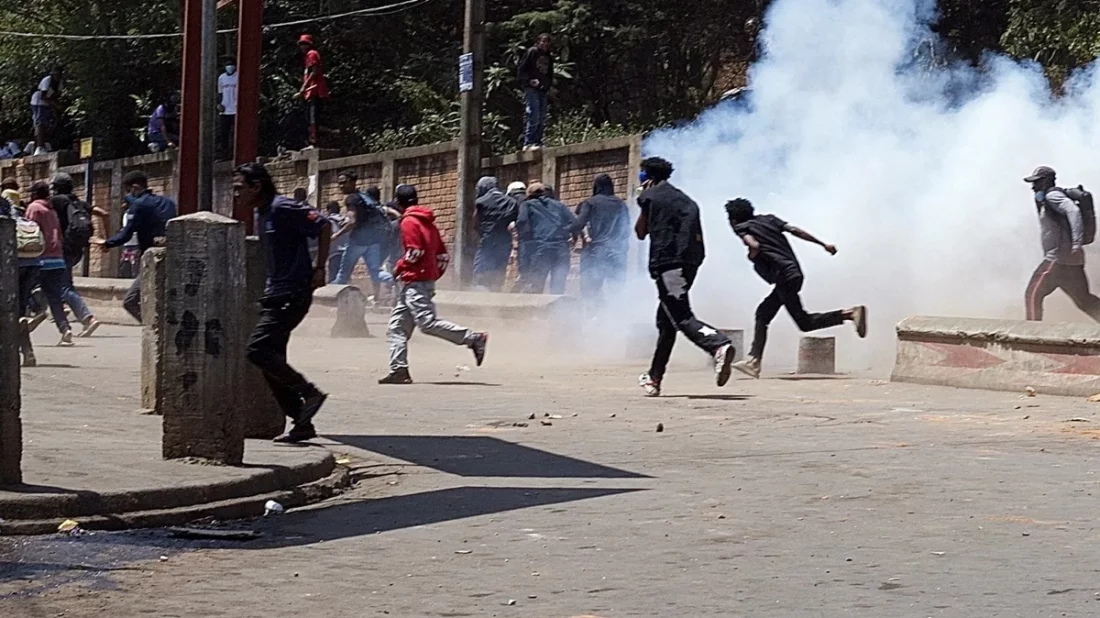 সরকার পতনের পর এবার প্রেসিডেন্টের পদত্যাগের দাবিতে উত্তাল মাদাগাস্কার